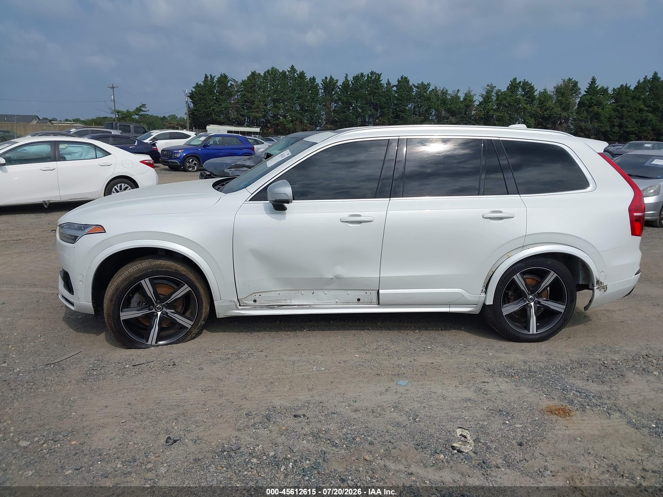 2019 VOLVO XC90 T5 R-DESIGN