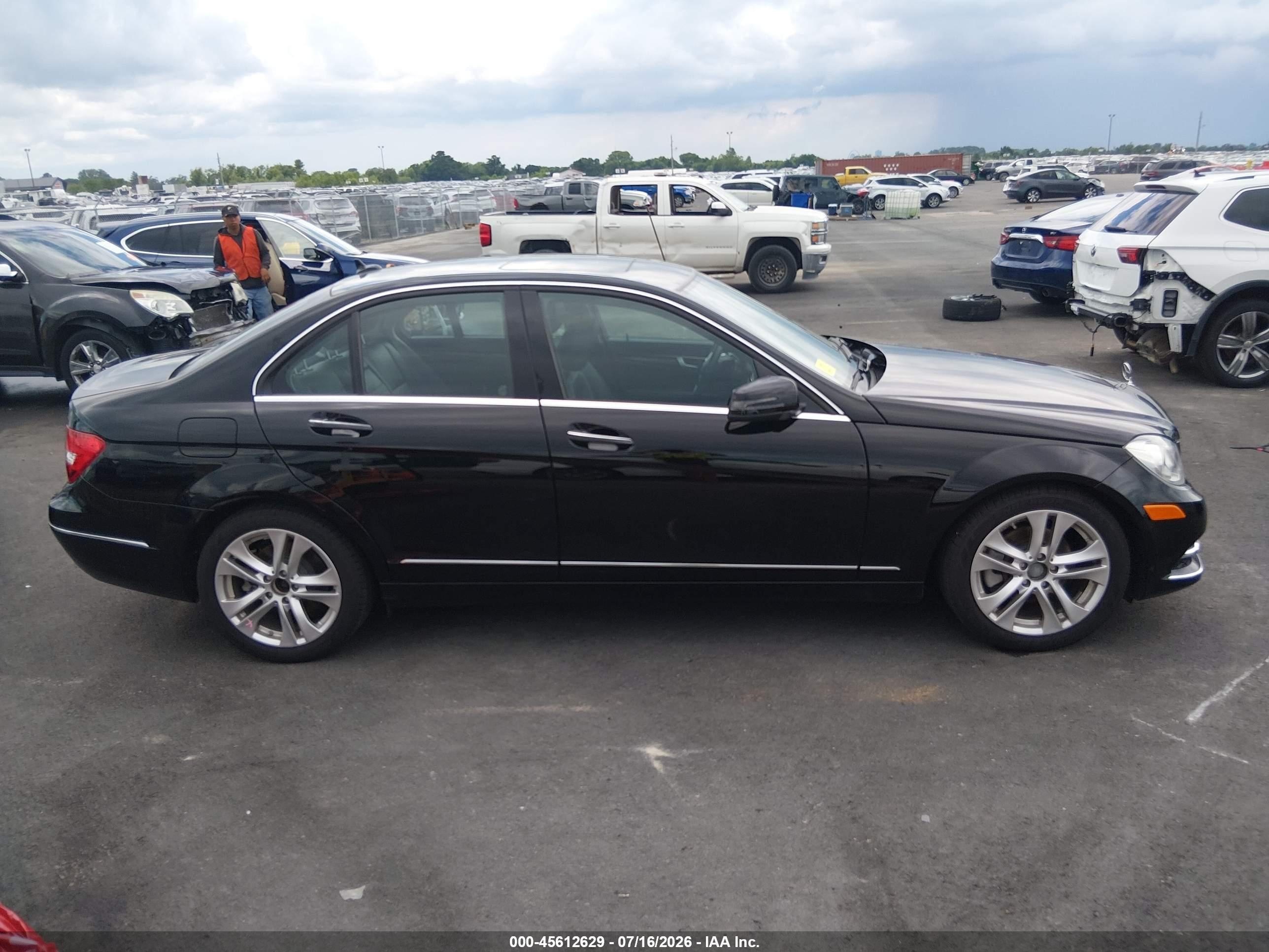 2013 MERCEDES-BENZ C 250 LUXURY
