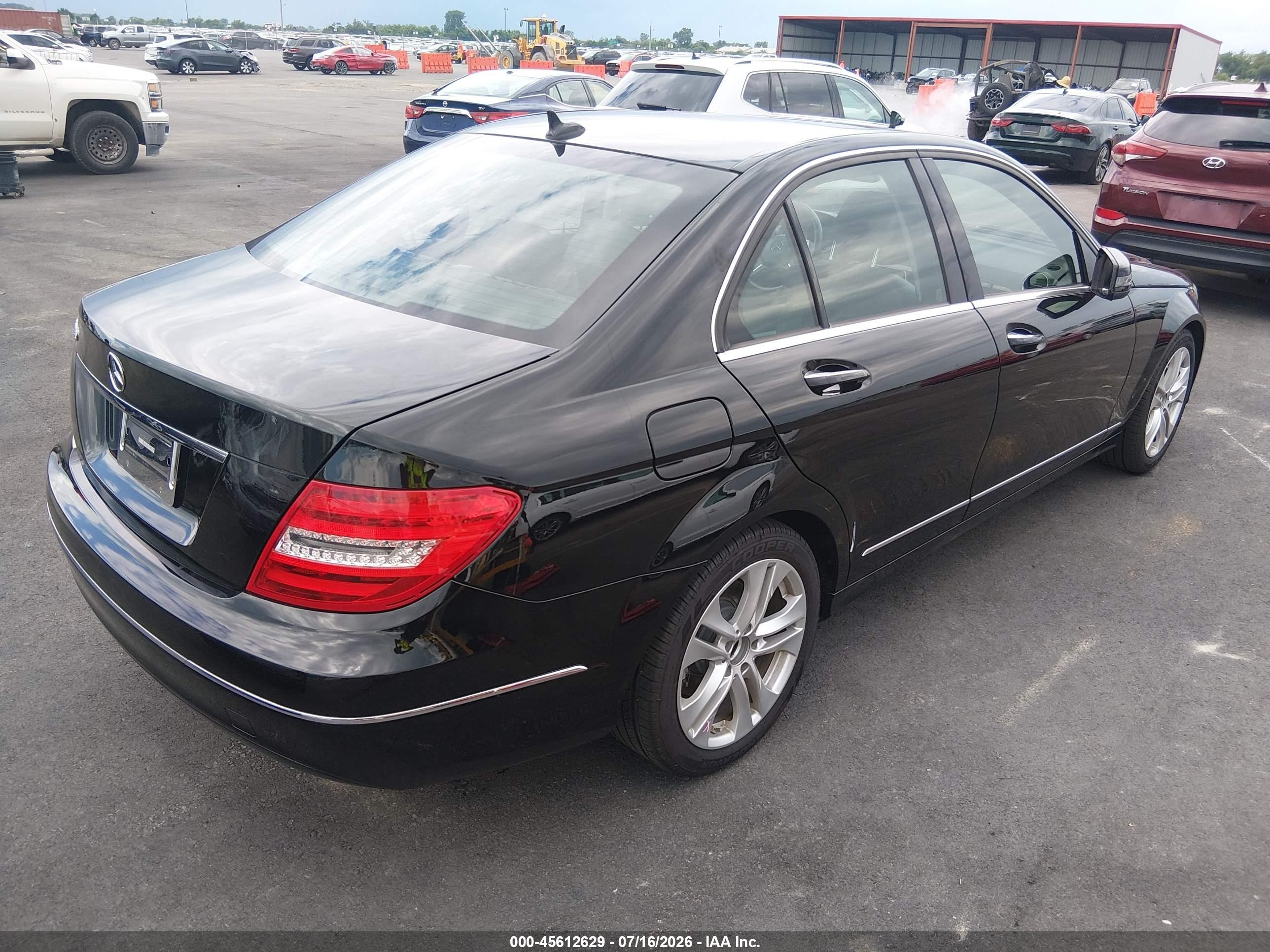 2013 MERCEDES-BENZ C 250 LUXURY