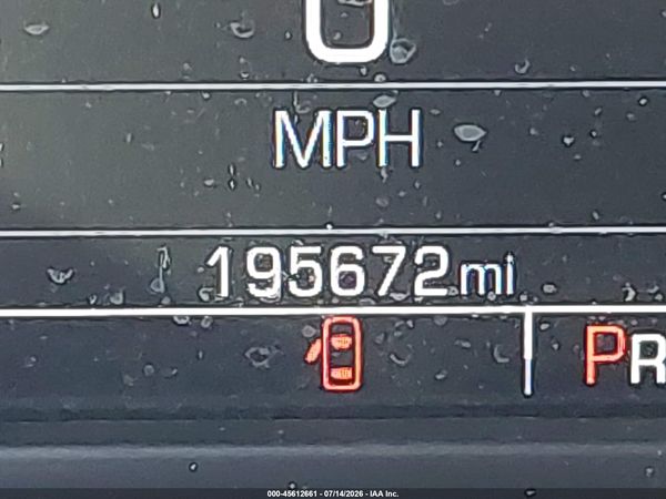 2015 CHEVROLET TAHOE LTZ — I118