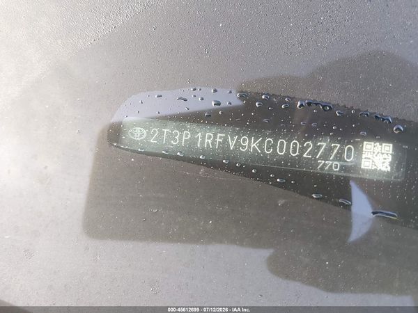 2019 TOYOTA RAV4 XLE