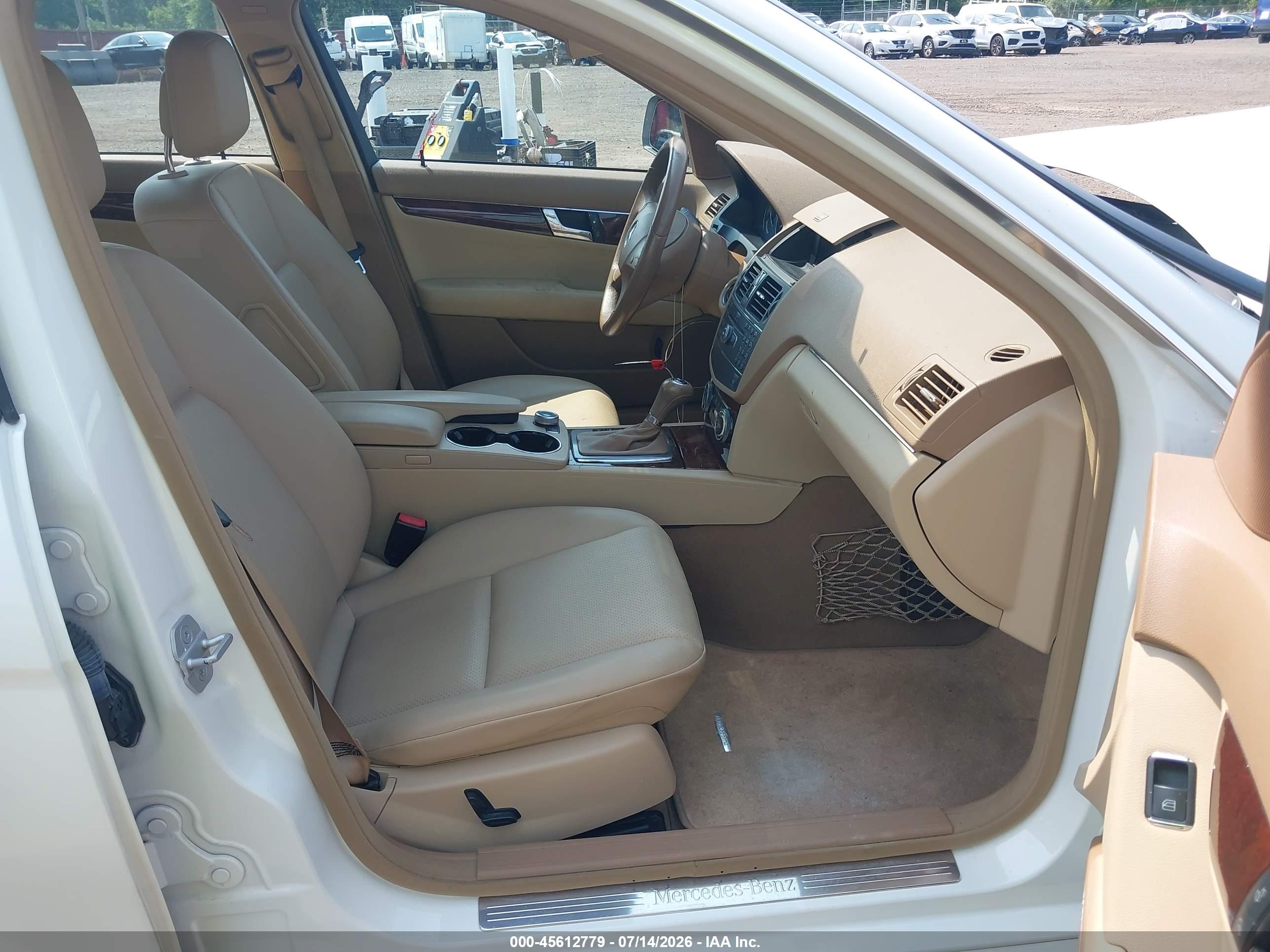 2008 MERCEDES-BENZ C 300 C300 4 MATIC
