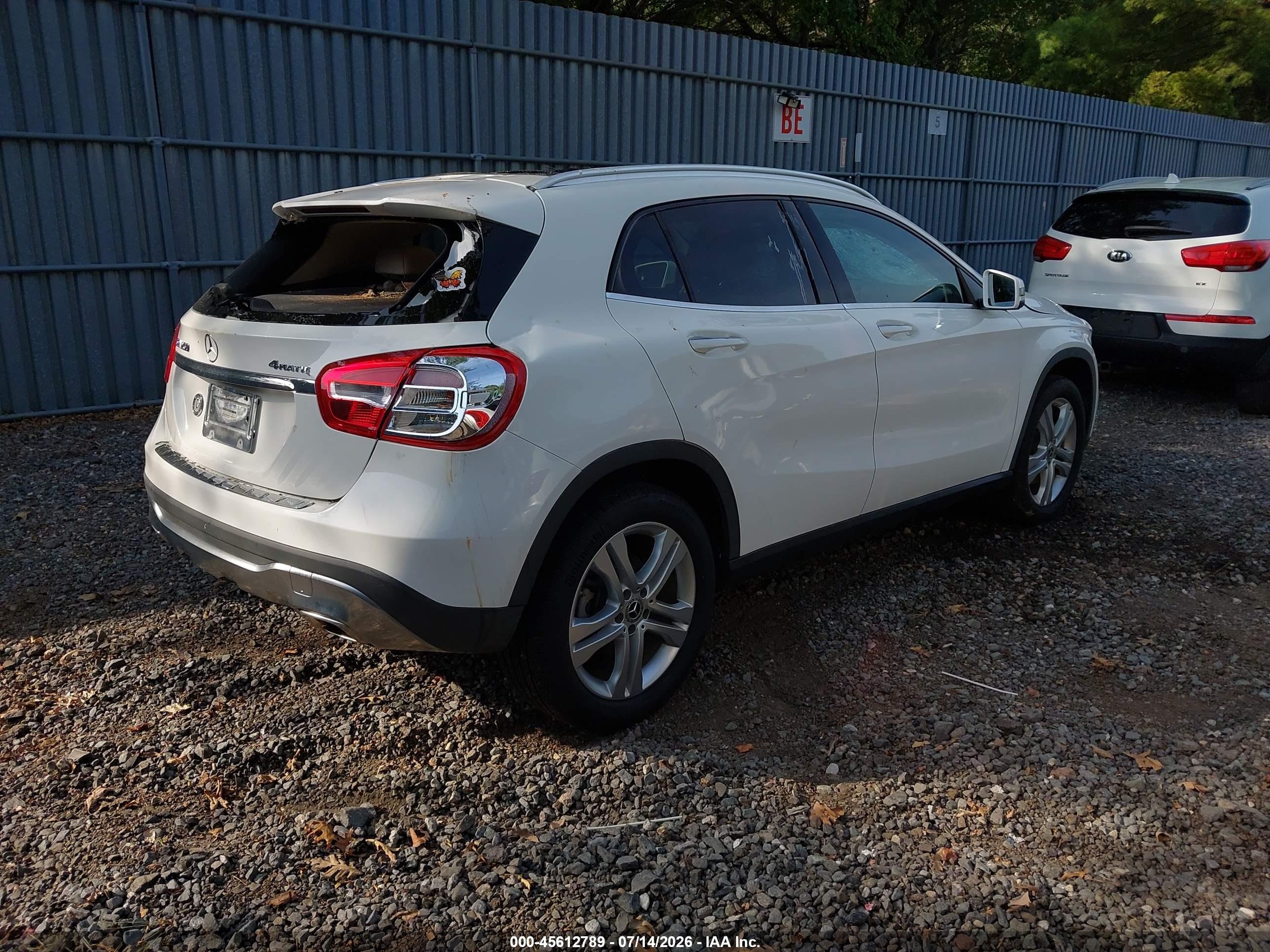 2019 MERCEDES-BENZ GLA 250 4MATIC