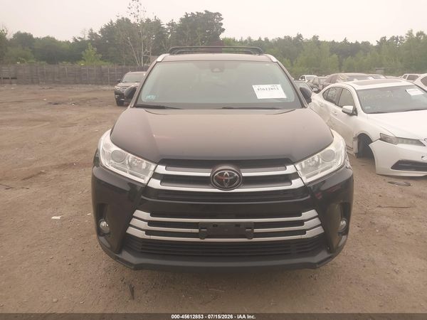 2018 TOYOTA HIGHLANDER XLE