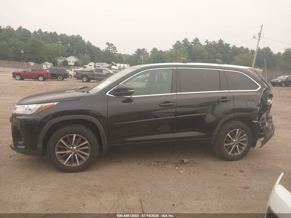 2018 TOYOTA HIGHLANDER XLE