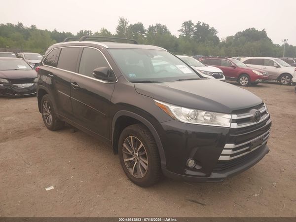 2018 TOYOTA HIGHLANDER XLE
