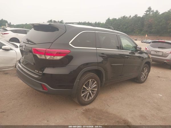 2018 TOYOTA HIGHLANDER XLE