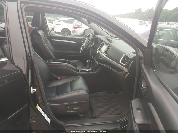2018 TOYOTA HIGHLANDER XLE