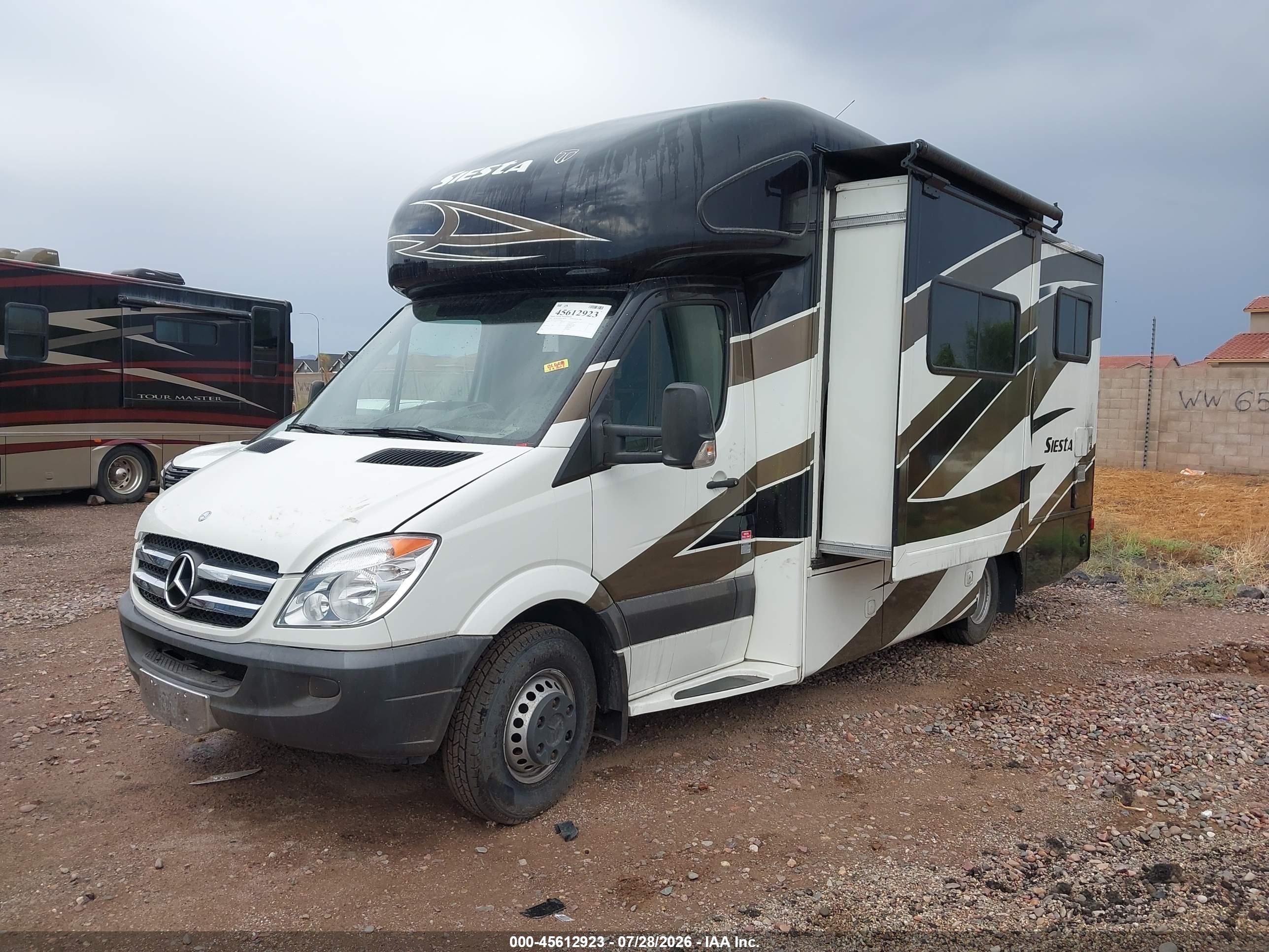 2013 MERCEDES-BENZ SPRINTER 3500 Standard Roof