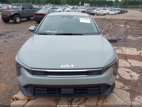 2026 KIA K4 LXS