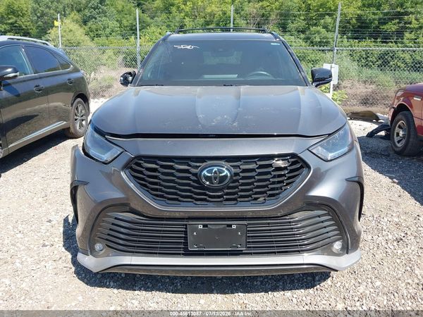 2024 TOYOTA HIGHLANDER XSE