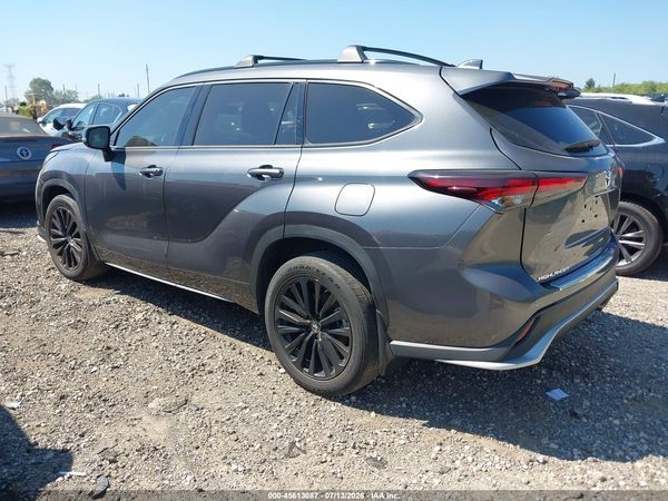 2024 TOYOTA HIGHLANDER XSE