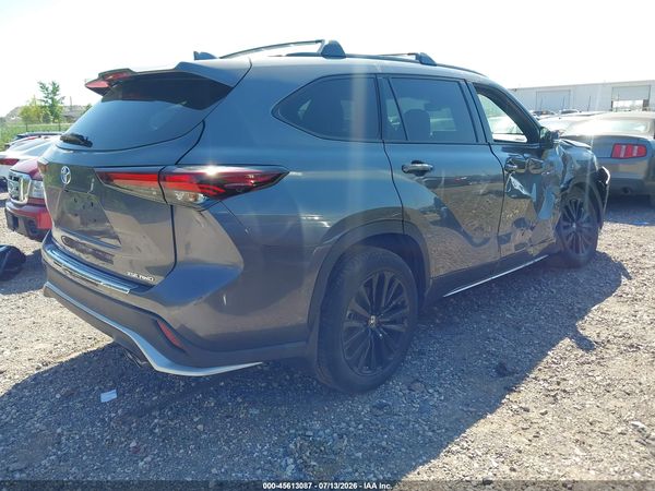 2024 TOYOTA HIGHLANDER XSE