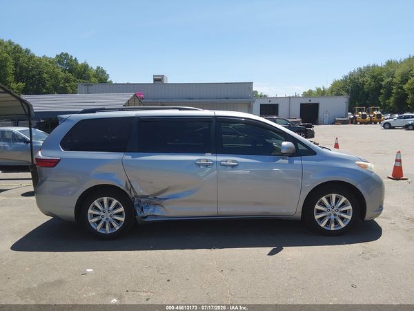 2015 TOYOTA SIENNA LE 7 PASSENGER