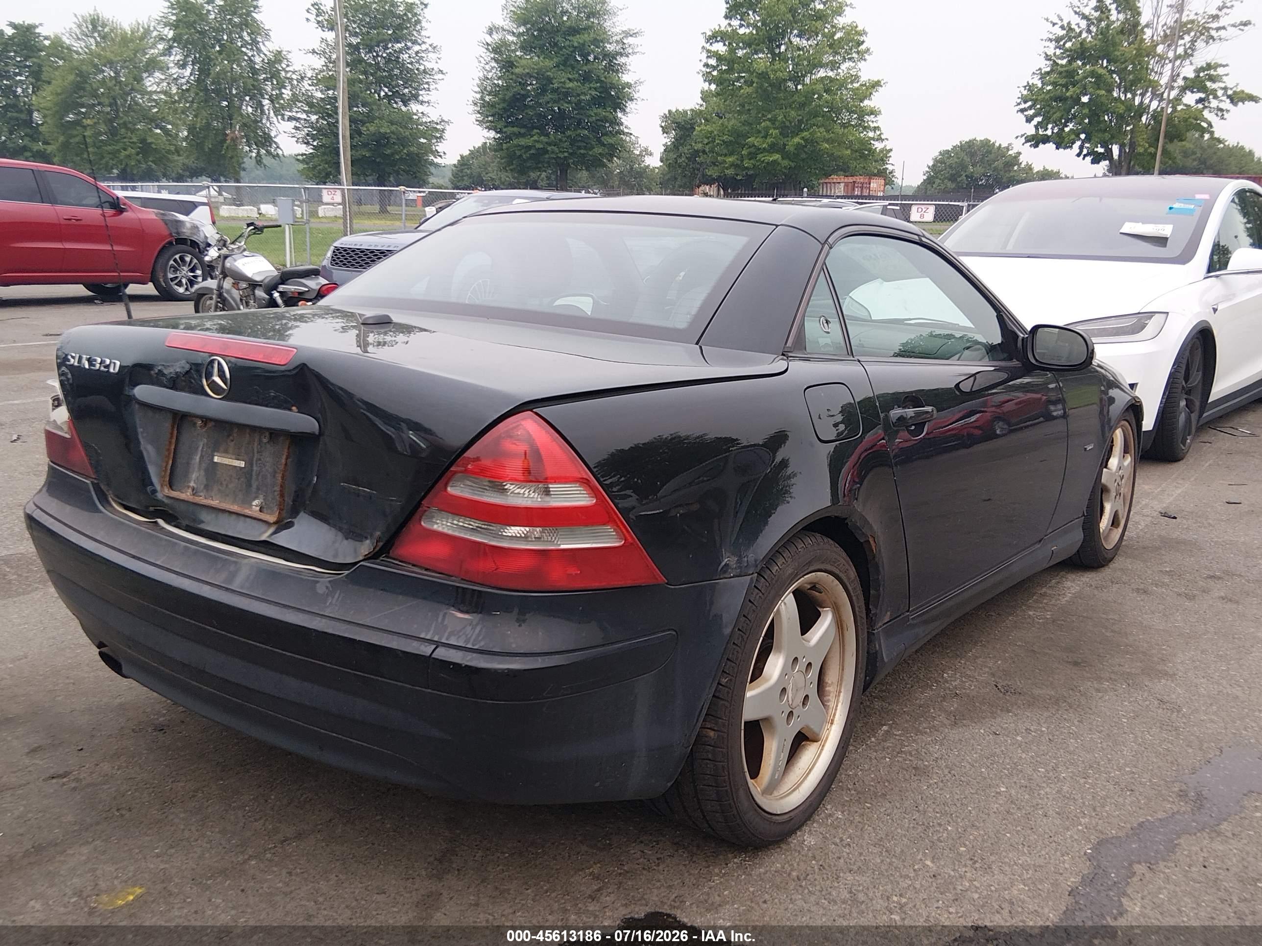 2002 MERCEDES-BENZ SLK 320 SLK320