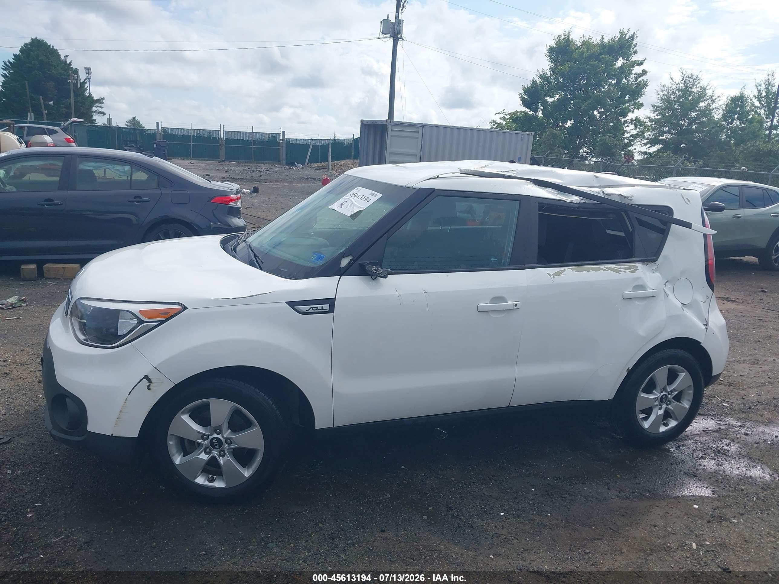 2017 KIA SOUL Base