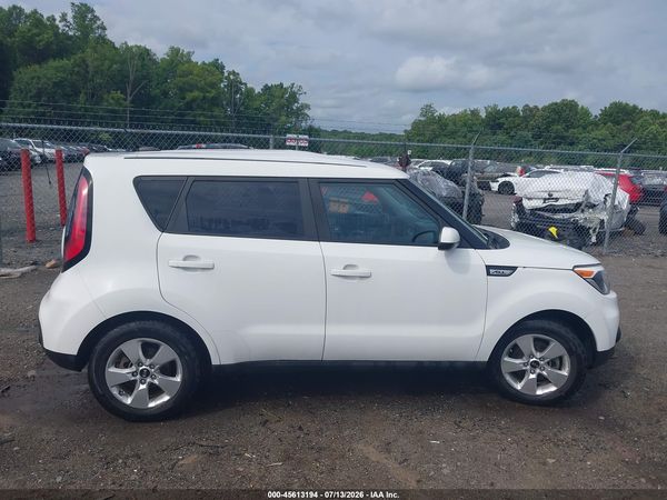 2017 KIA SOUL Base