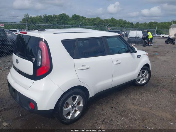 2017 KIA SOUL Base