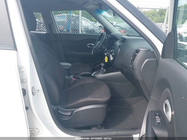 2017 KIA SOUL Base