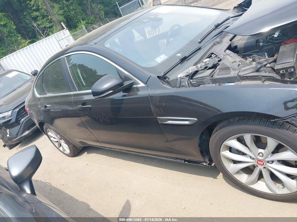2017 JAGUAR XF 35T PREMIUM