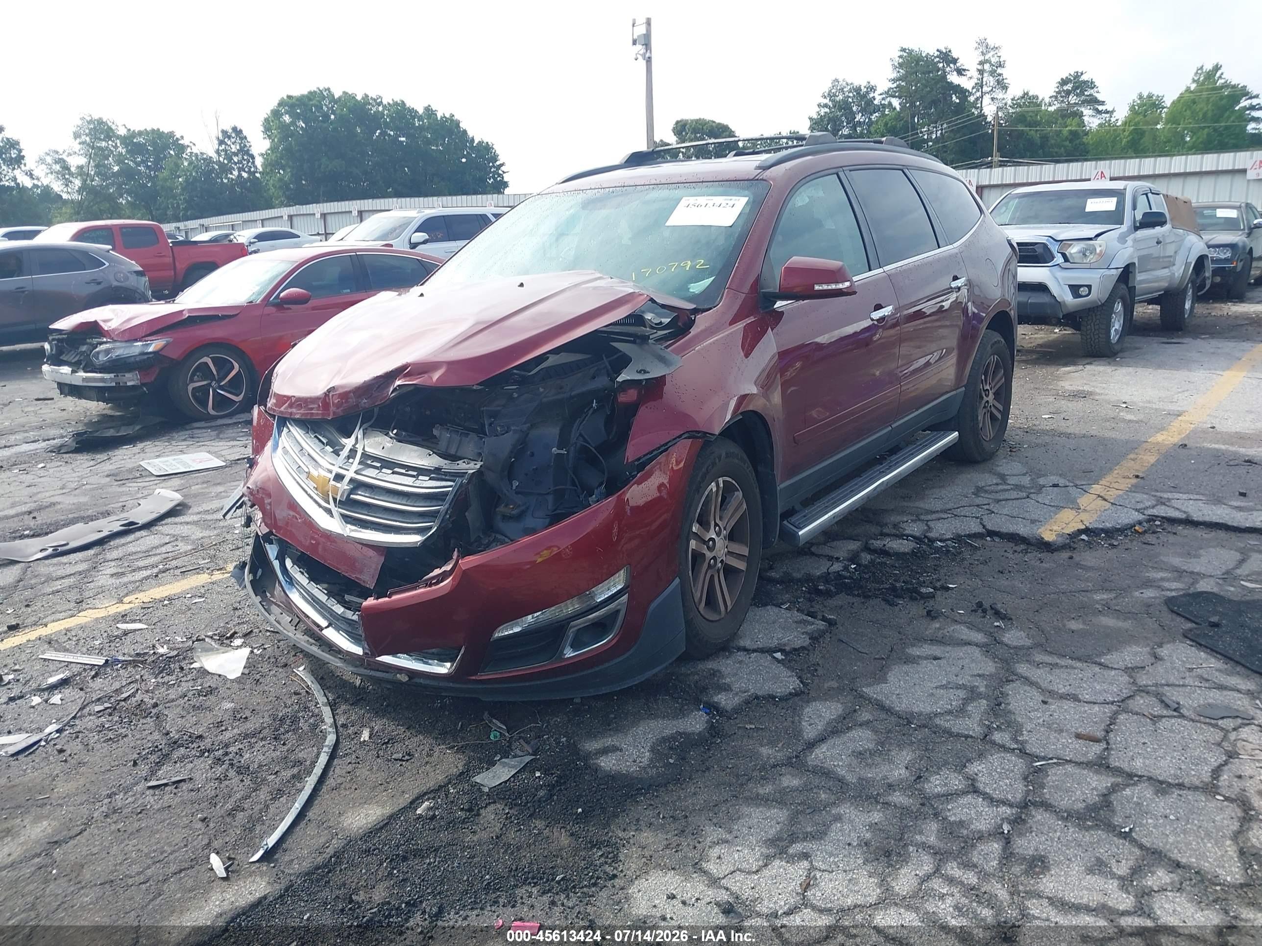 2017 CHEVROLET TRAVERSE LT — I2