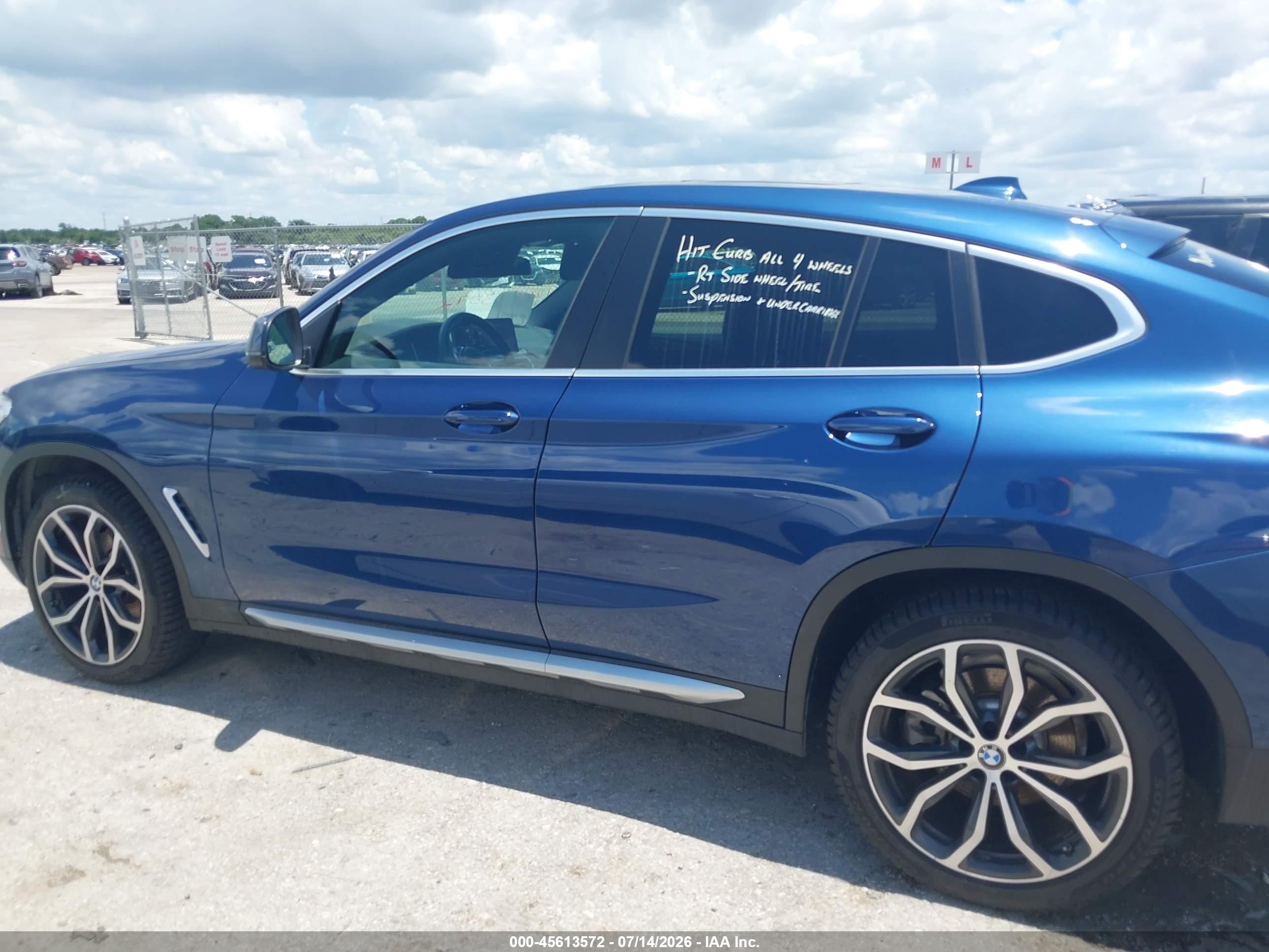 2023 BMW X4 XDRIVE30I