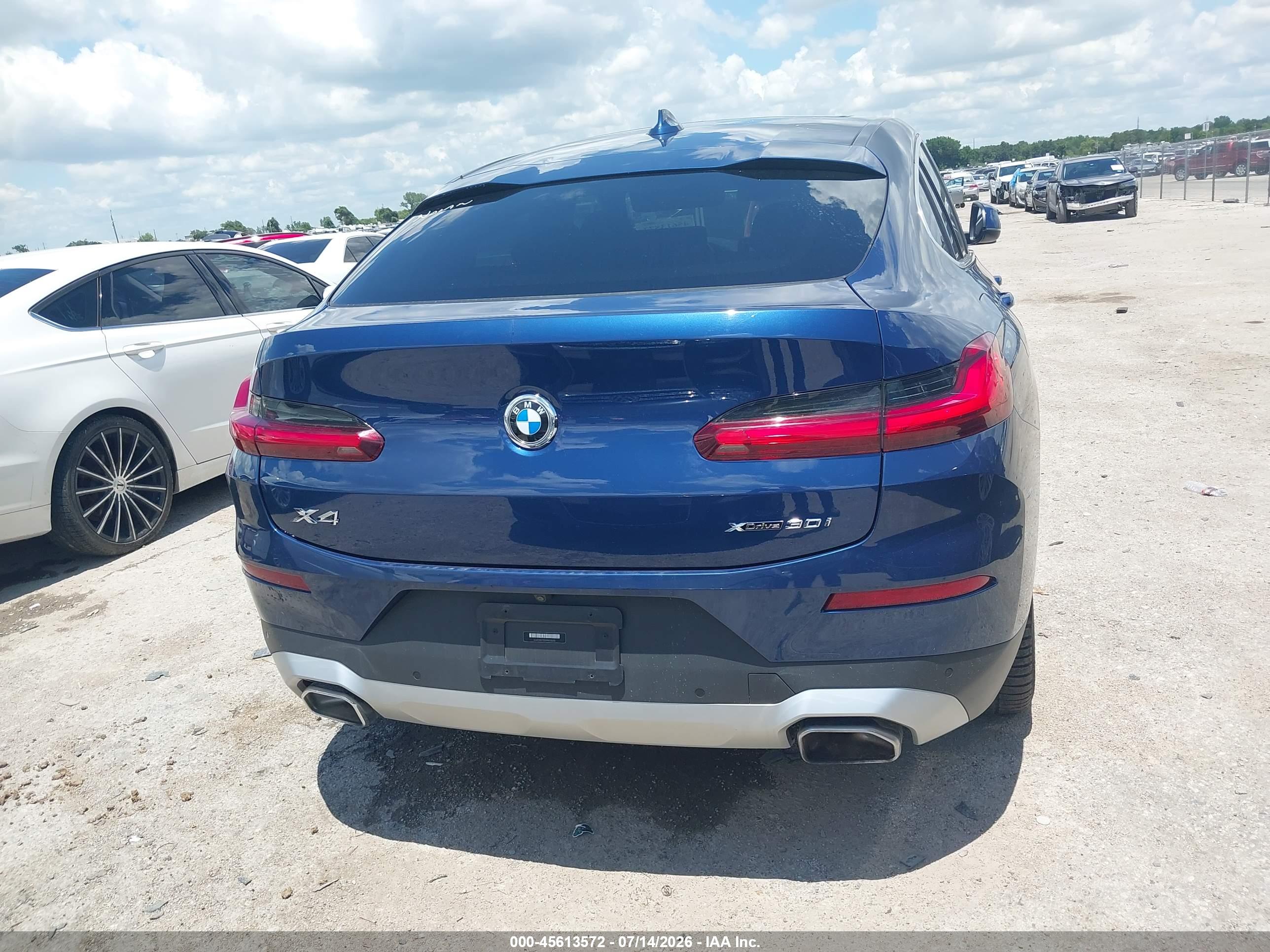 2023 BMW X4 XDRIVE30I