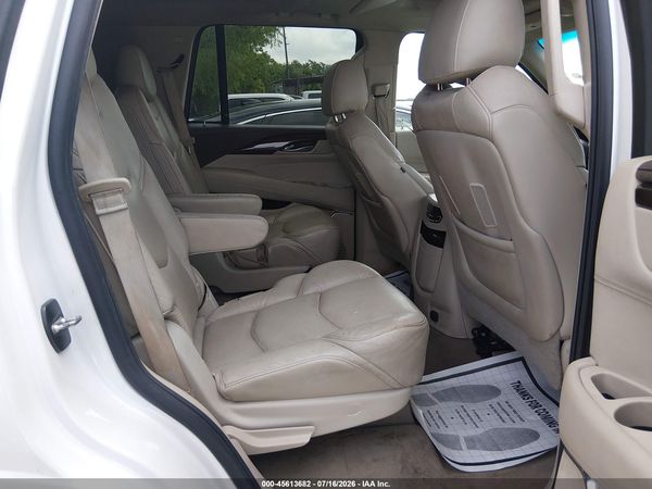 2016 CADILLAC ESCALADE LUXURY COLLECTION