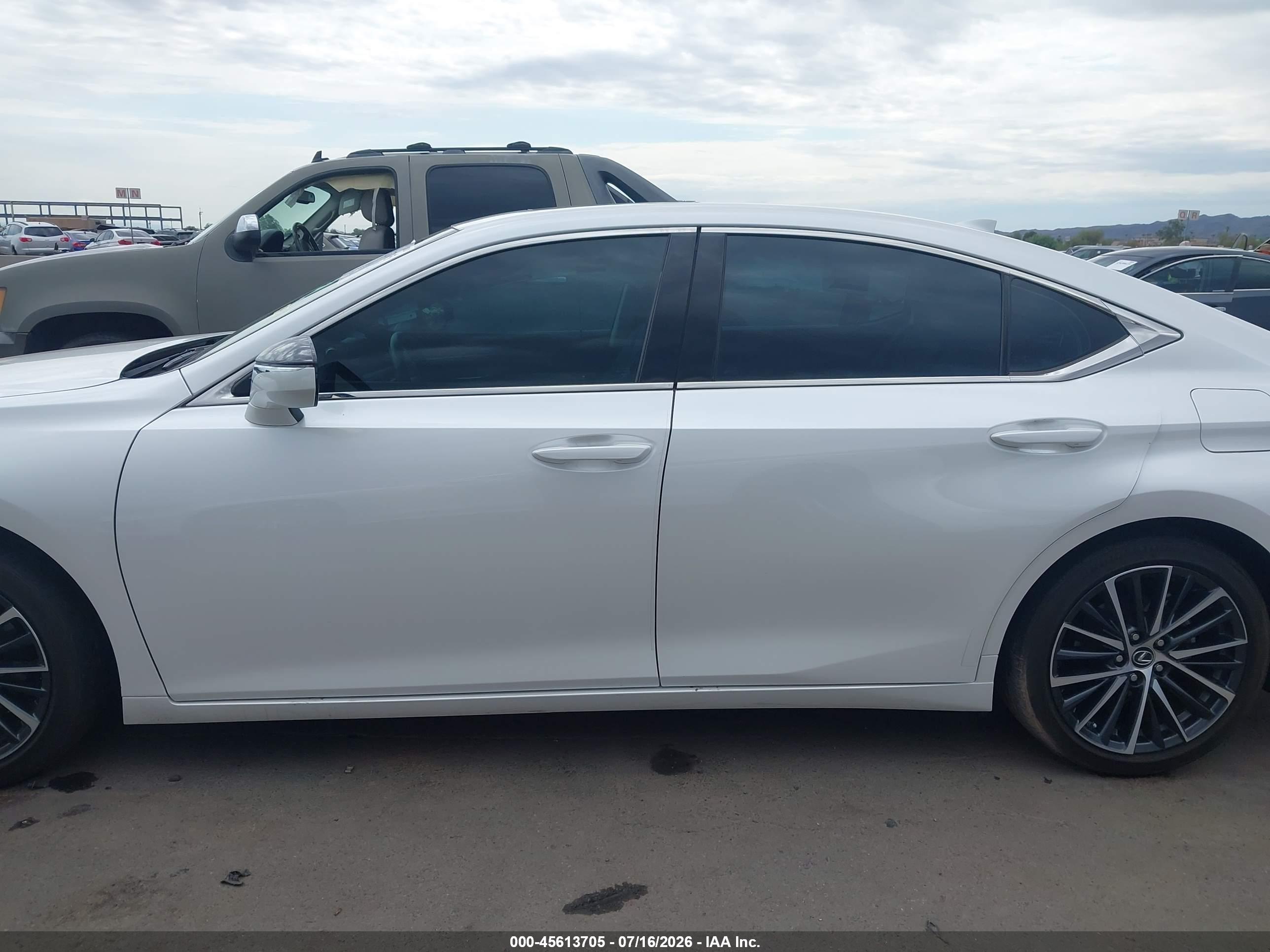 2025 LEXUS ES 350 350 Premium