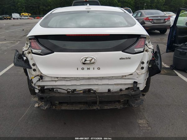 2020 HYUNDAI IONIQ ELECTRIC SE