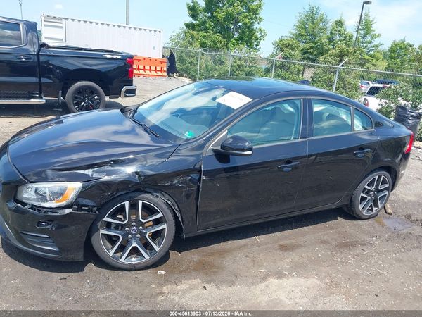 2018 VOLVO S60 T5 DYNAMIC