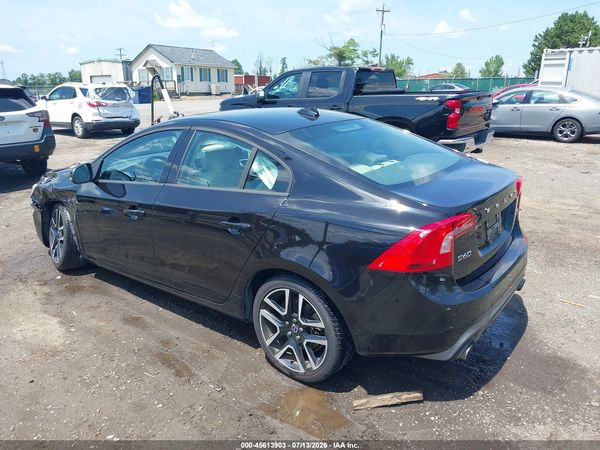 2018 VOLVO S60 T5 DYNAMIC