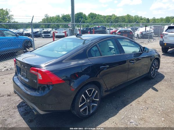 2018 VOLVO S60 T5 DYNAMIC