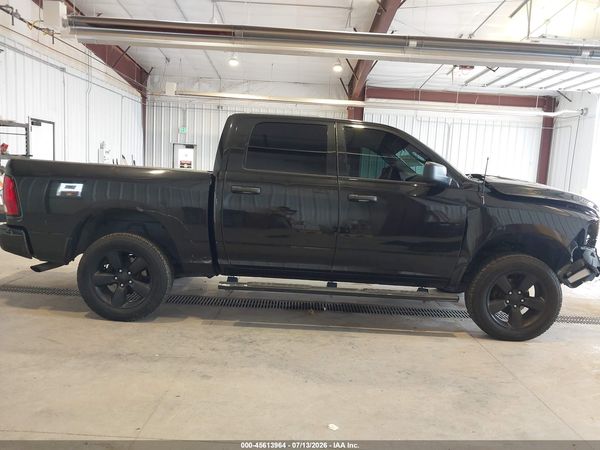 2018 RAM 1500 EXPRESS  4X4 5'7 BOX