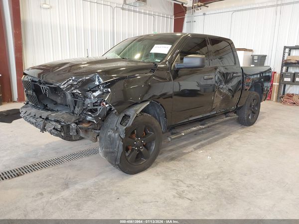 2018 RAM 1500 EXPRESS  4X4 5'7 BOX