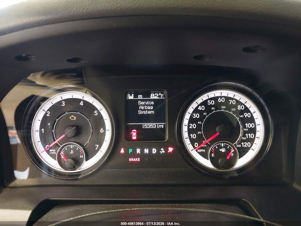 2018 RAM 1500 EXPRESS  4X4 5'7 BOX