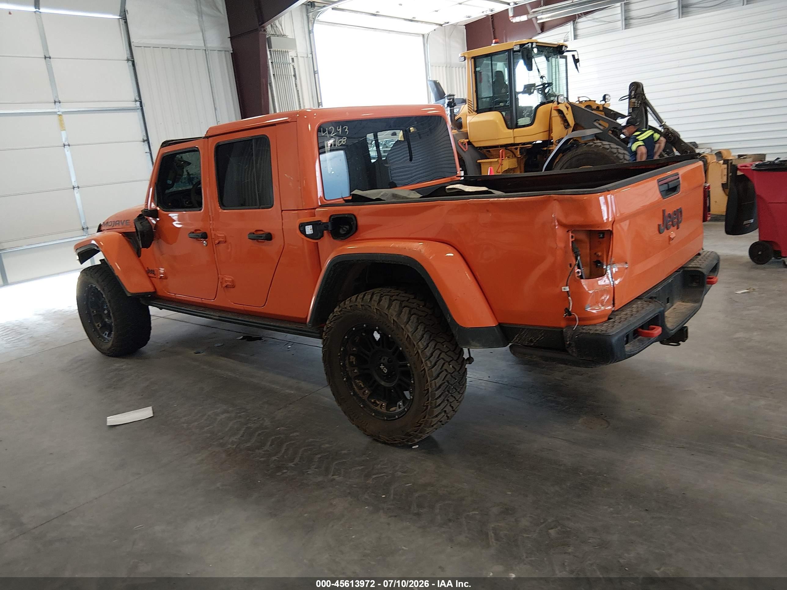 2025 JEEP GLADIATOR MOJAVE 4X4