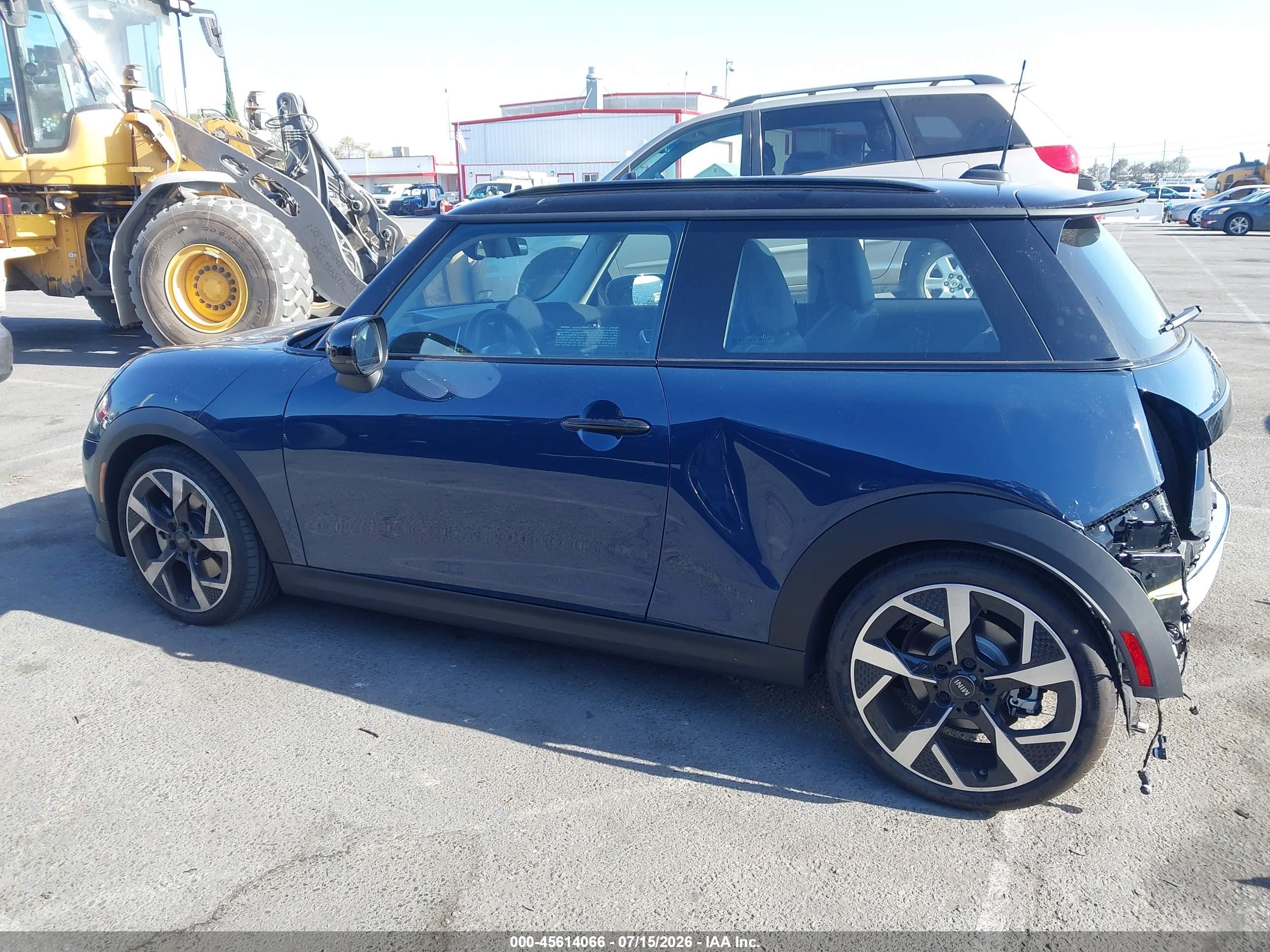 2025 MINI HARDTOP COOPER S