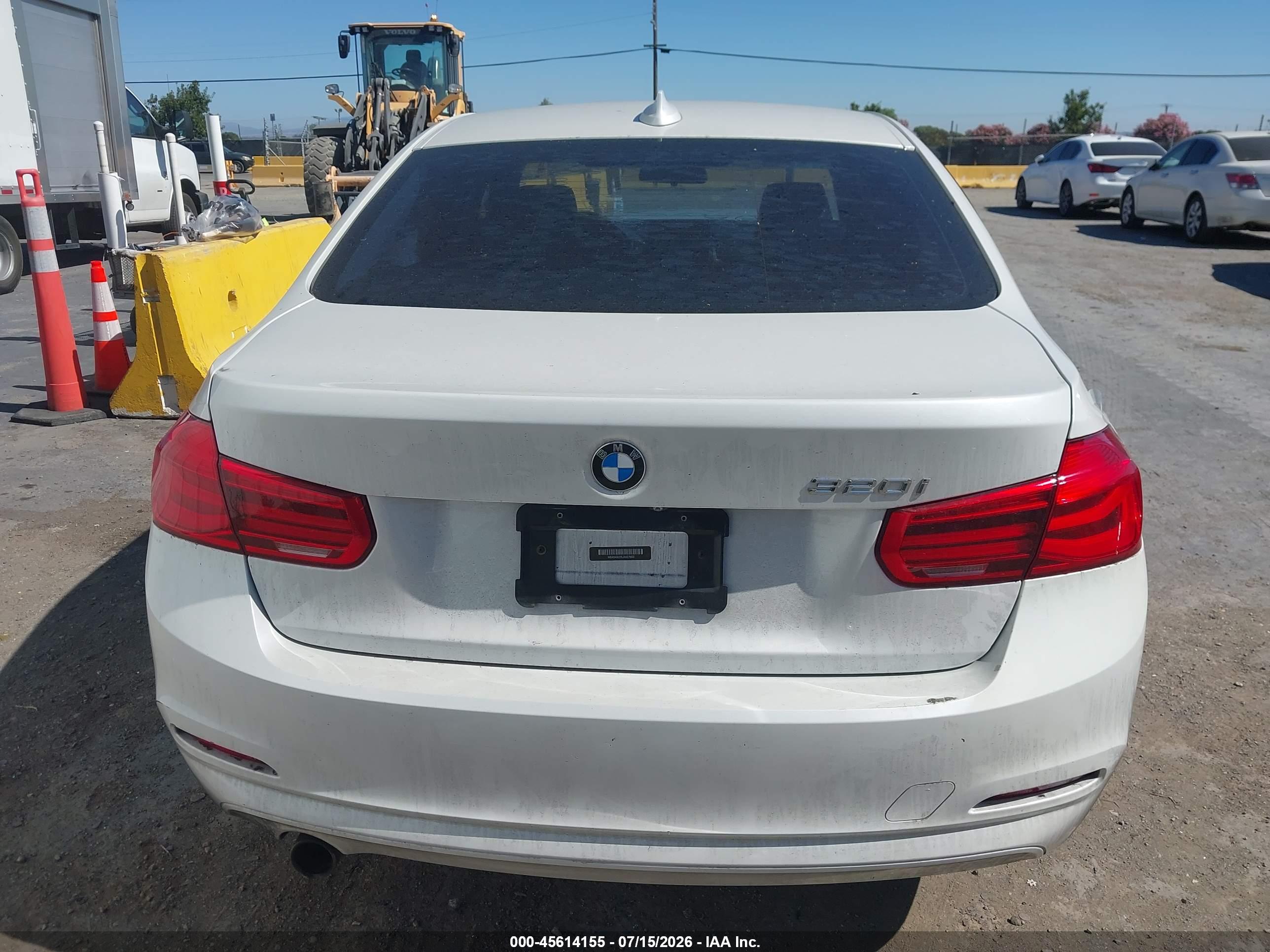 2018 BMW 320I