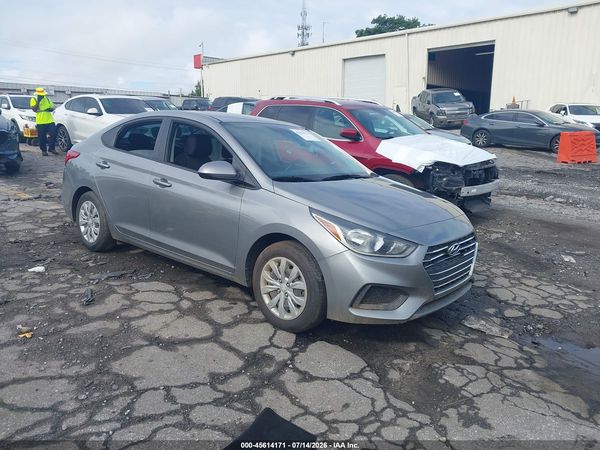2022 HYUNDAI ACCENT SE