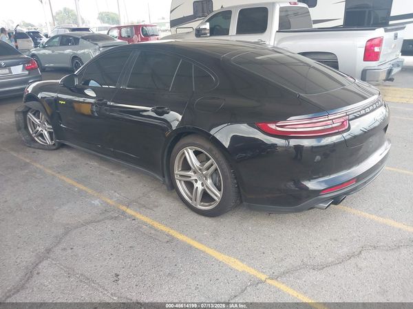 2018 PORSCHE PANAMERA E-HYBRID 4
