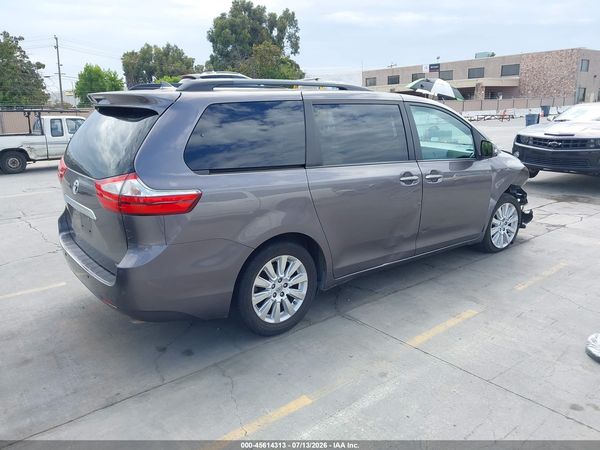2015 TOYOTA SIENNA — I4