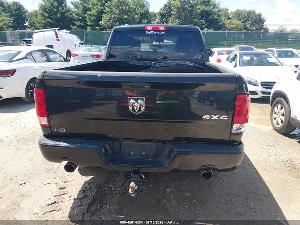 2018 RAM 1500 EXPRESS  4X4 6'4 BOX