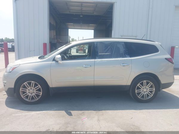 2013 CHEVROLET TRAVERSE LT — I117