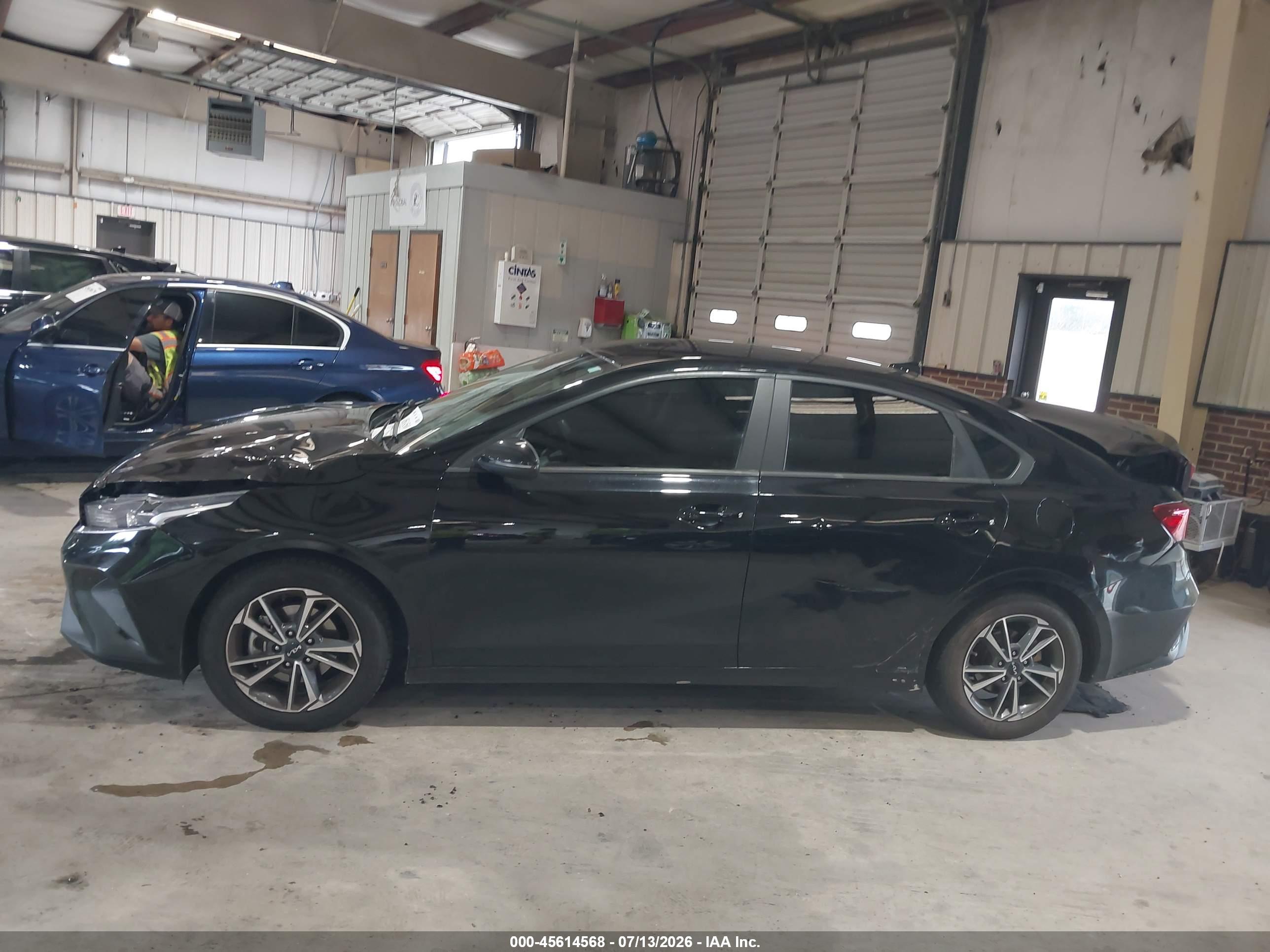 2022 KIA FORTE LXS