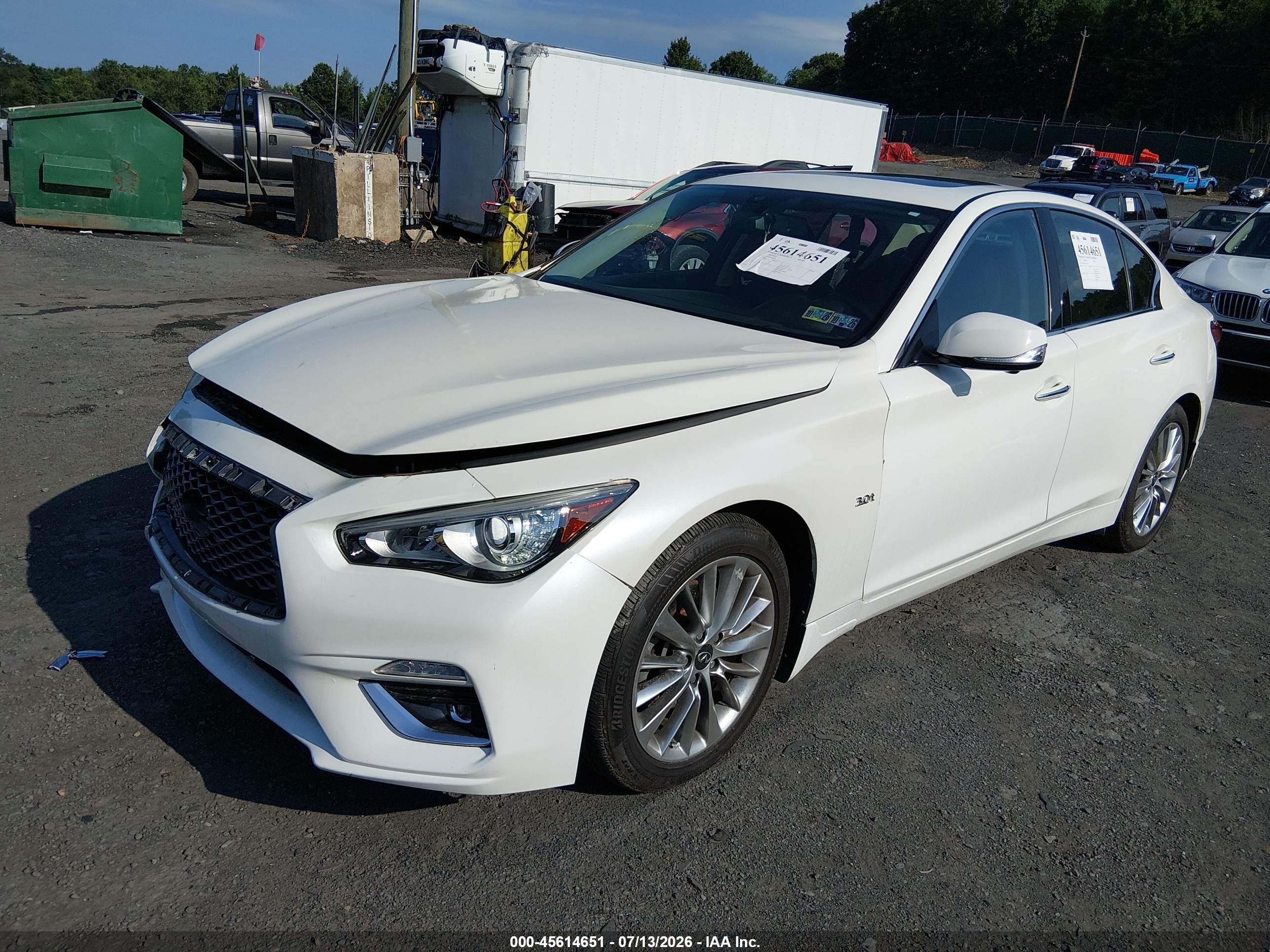 2021 INFINITI Q50 LUXE