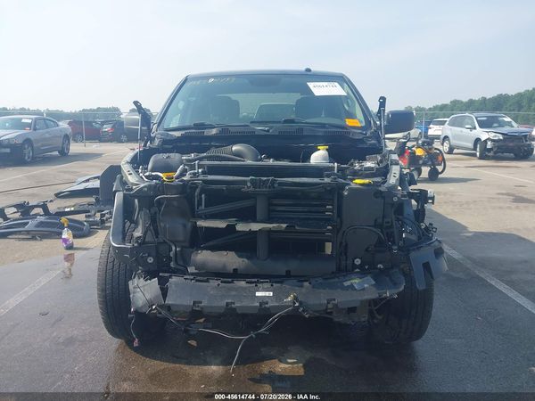 2017 RAM 1500 EXPRESS  4X4 5'7 BOX