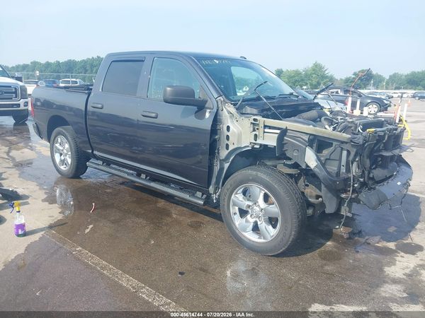 2017 RAM 1500 EXPRESS  4X4 5'7 BOX