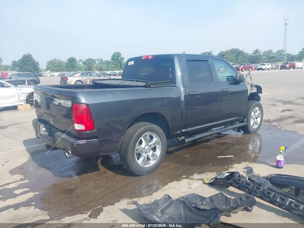 2017 RAM 1500 EXPRESS  4X4 5'7 BOX