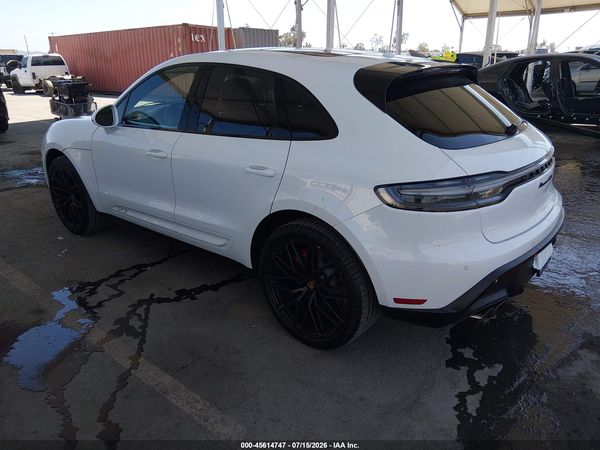 2024 PORSCHE MACAN GTS